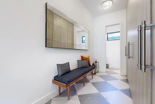 Additional image 4 of 977 Gorton Ave