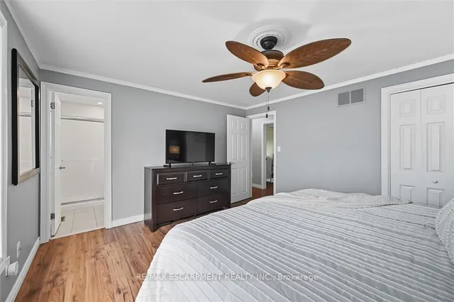 Additional image 29 of 641 HOLT Dr