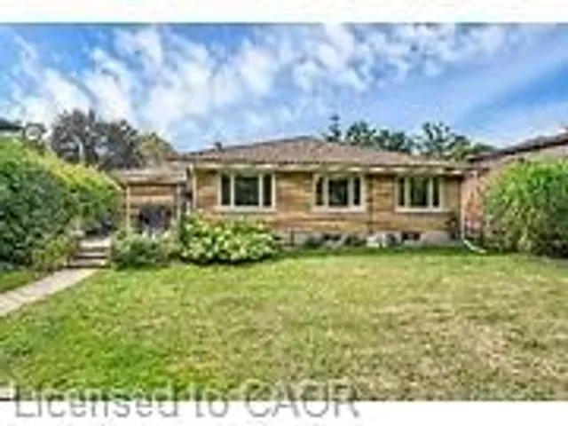 Additional image 50 of 103 Bertram Dr