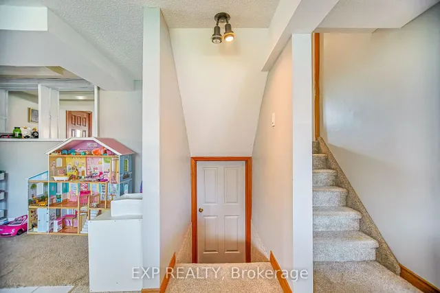 Additional image 39 of 62 Owen Pl