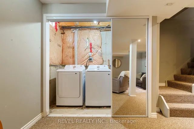 Additional image 32 of 14 Fox Ru