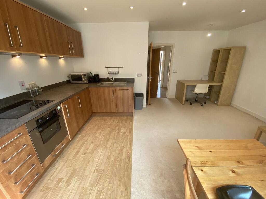 Additional image 7 of Viva Apartment, Commercial Street, B1