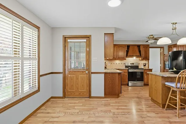 Additional image 11 of 67 Horizon Crt