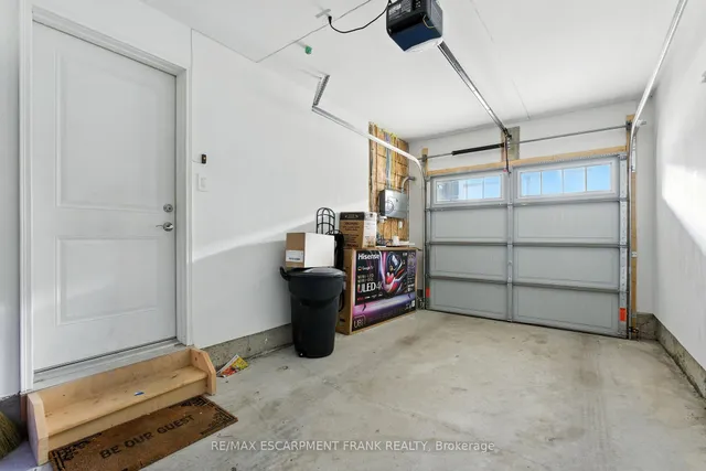 Additional image 45 of 9 Laguna Village Cres