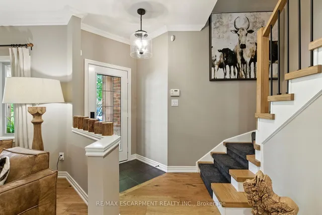 Additional image 3 of 587 Sandcherry Dr