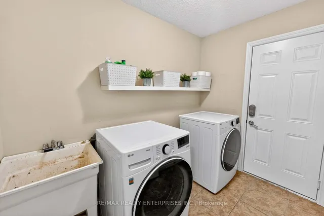 Additional image 18 of 1366 Upper Paradise Rd