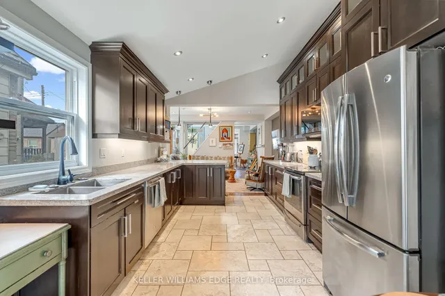 Additional image 14 of 108 Emerald St