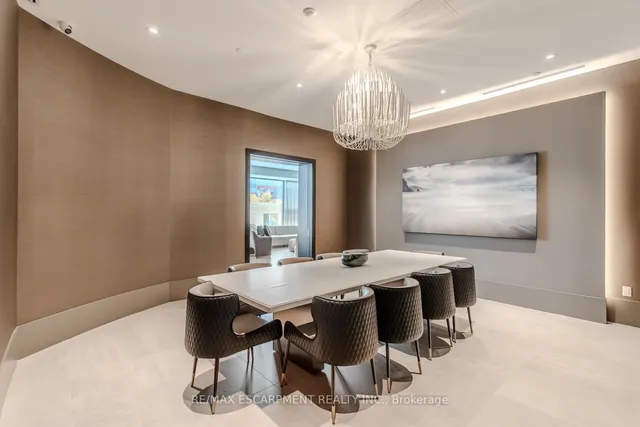 Additional image 37 of 2007 James St Unit 2102