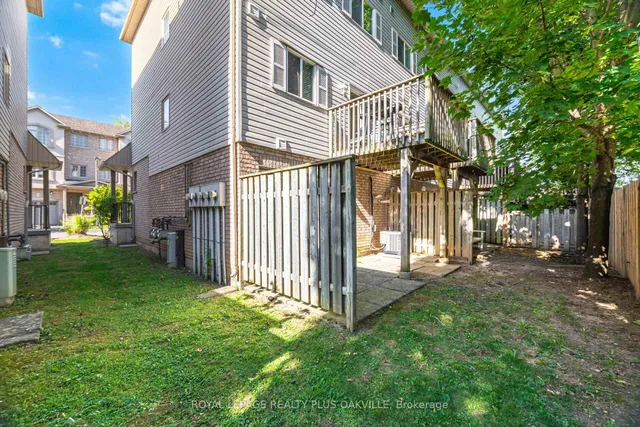 Additional image 49 of 1248 Guelph Line Unit 5