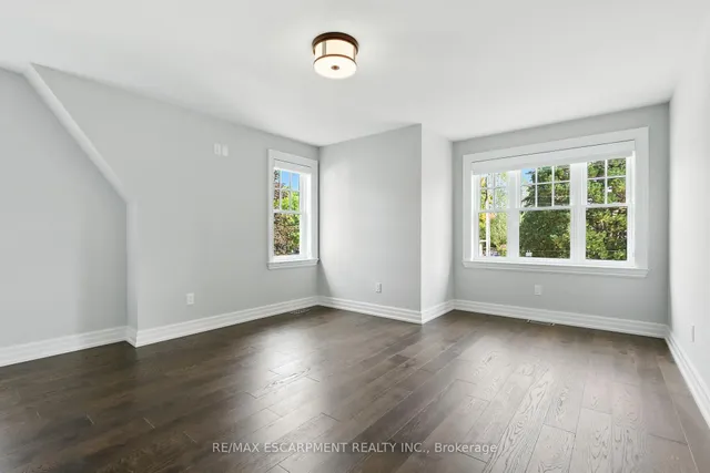 Additional image 30 of 391 Patricia Dr