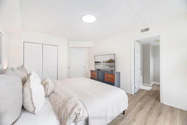 Additional image 21 of 1370 Main St Unit 311