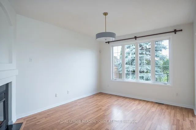 Additional image 10 of 833 Watson Terr