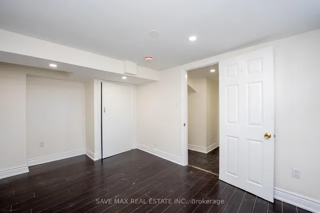 Additional image 39 of 441 West 5th St