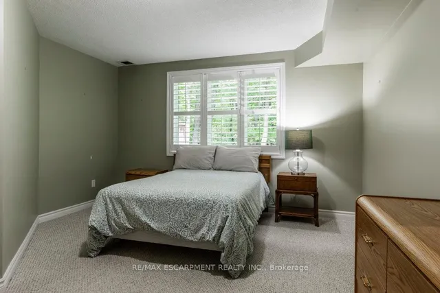 Additional image 15 of 1095 Skyview Dr Unit 2