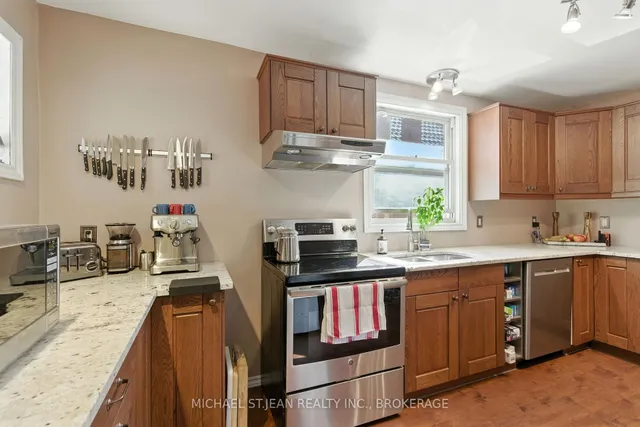 Additional image 9 of 608 Fennell Ave