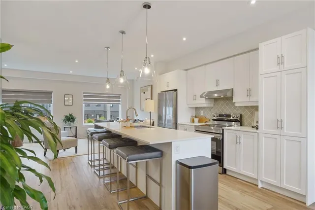 Additional image 18 of 52 Cadwell Lane