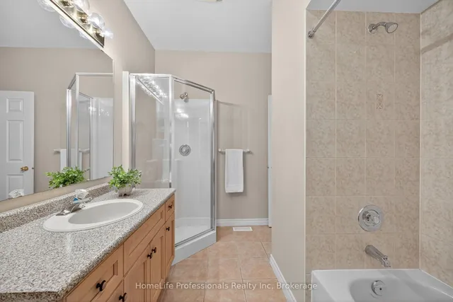 Additional image 19 of 52 Twentyplace Blvd Unit 28