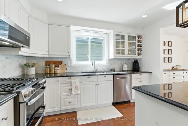 Additional image 13 of 10 Millpond Pl