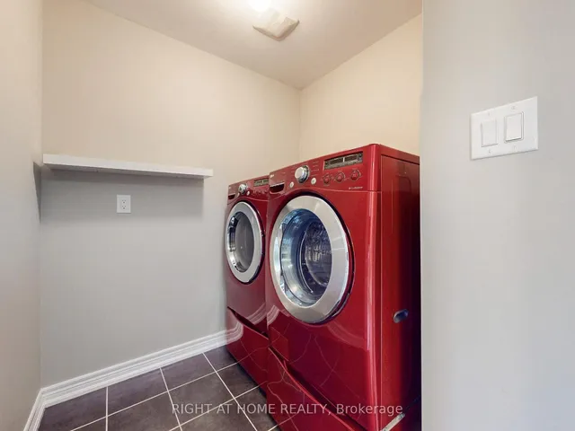 Additional image 37 of 537 Vaughan Crt