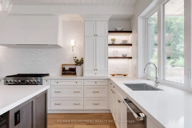 Additional image 16 of 684 Peele Blvd