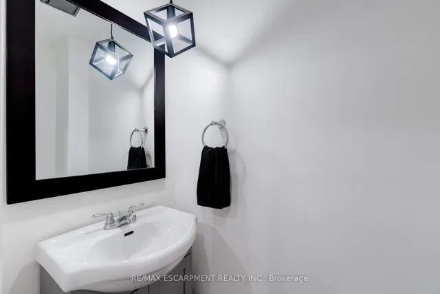 Additional image 16 of 2261 Leominster Dr