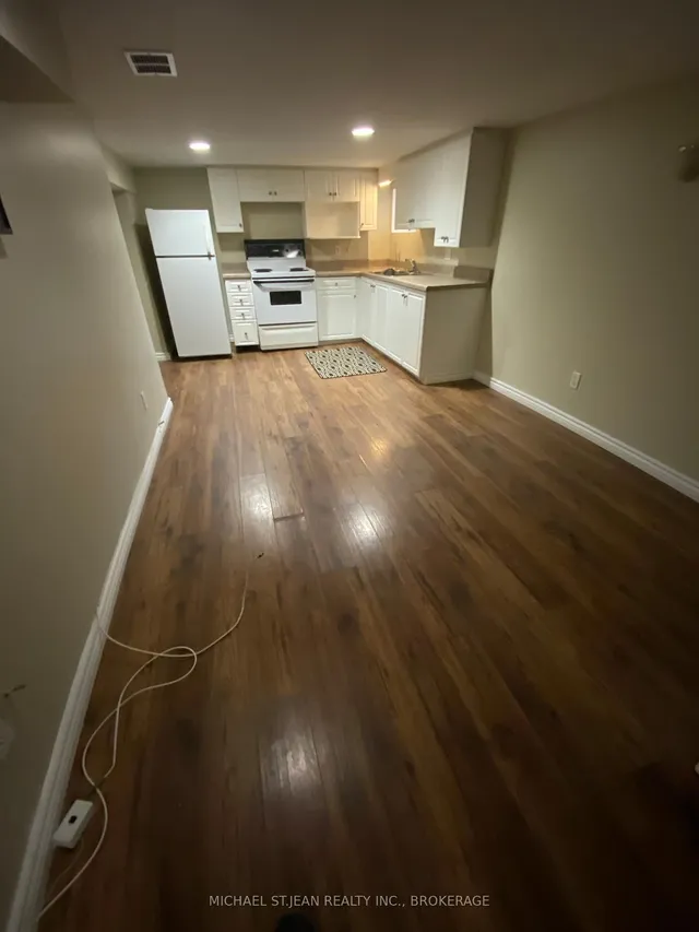 Additional image 15 of 70 Belview Ave