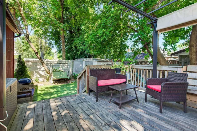 Additional image 33 of 146 Normanhurst Ave