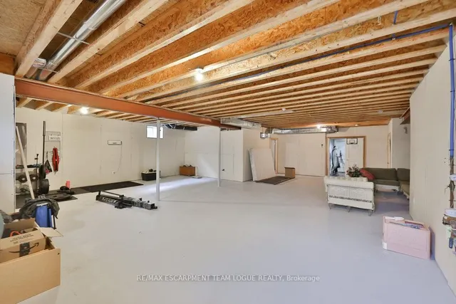 Additional image 34 of 2229 Lakeshore Rd