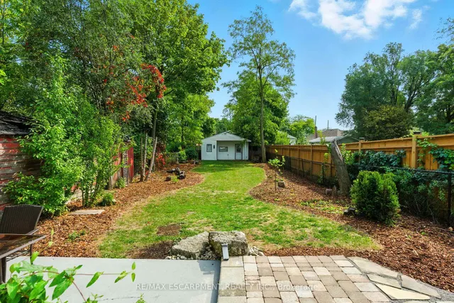 Additional image 38 of 57 Highcliffe Ave