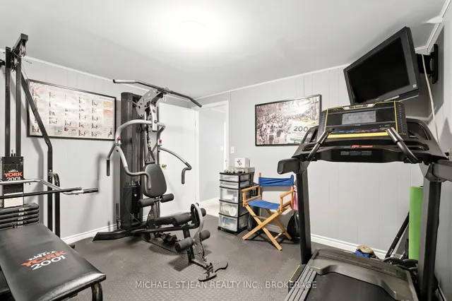 Additional image 34 of 20 Woodside Dr