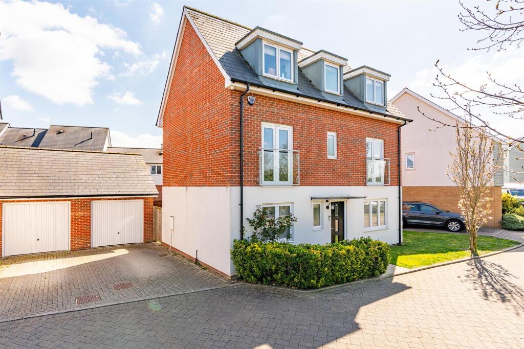 Additional image 22 of Appletree Way, Welwyn Garden City