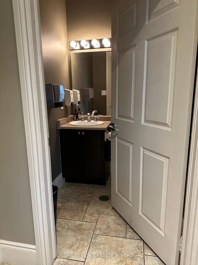 Additional image 44 of 1370 Main St Unit 311