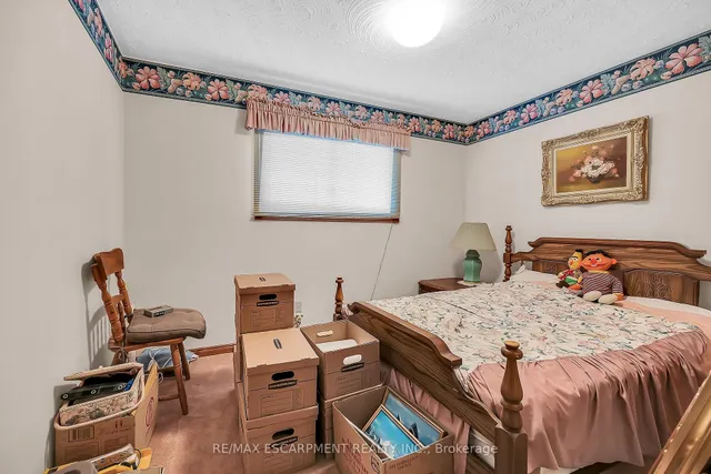 Additional image 35 of 65 Ellington Ave