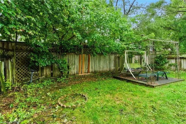 Additional image 33 of 54 Martha St