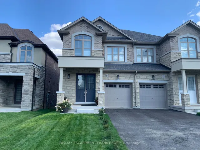 Property image for 5 CHERRY BLOSSOM Hts
