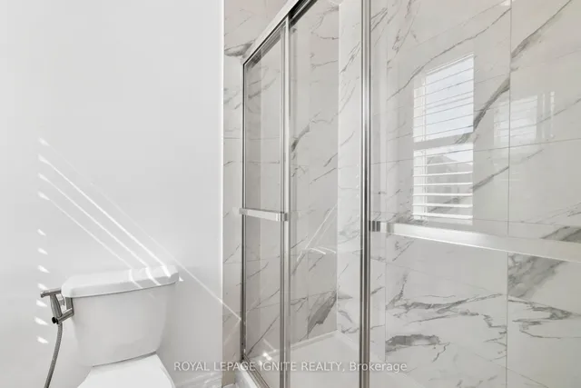 Additional image 40 of 4 Great Falls Blvd