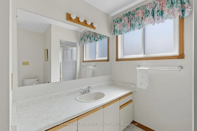 Additional image 28 of 40 GATESTONE Dr