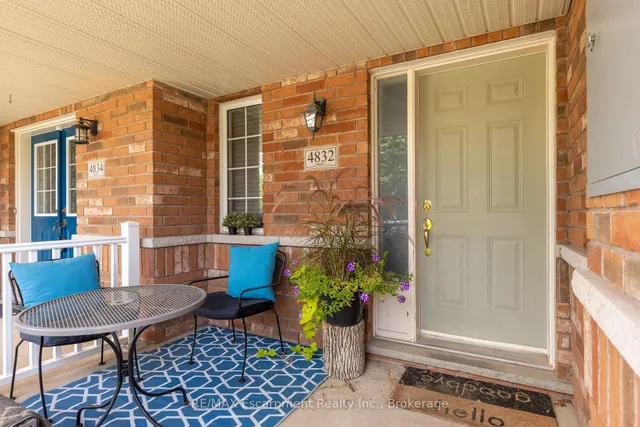 Additional image 2 of 4832 Capri Cres