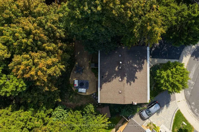 Additional image 50 of 2430 Redfern Rd