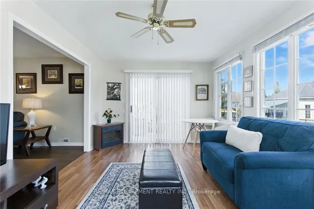 Additional image 16 of 360 Silverbirch Blvd