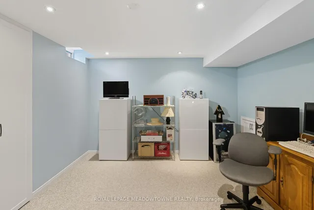 Additional image 6 of 1220 Turner Dr