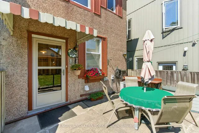 Additional image 34 of 484 John St