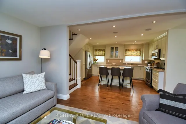 Additional image 5 of 3224 Twin Oaks Cres