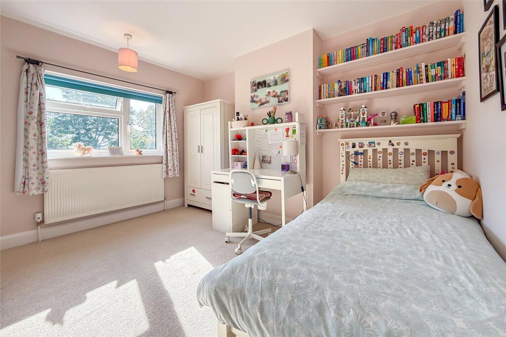 Additional image 25 of Bloomfield Road, Harpenden, Hertfordshire, AL5