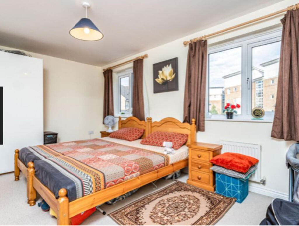 Additional image 8 of 102 Eddington Crescent