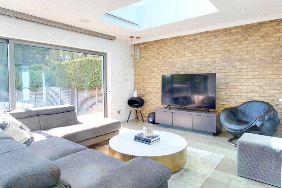 Additional image 24 of The Grove, Brookmans Park, Hertfordshire, AL9