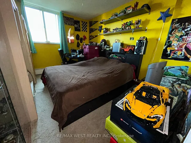 Additional image 13 of 975 Warwick Crt Unit 703