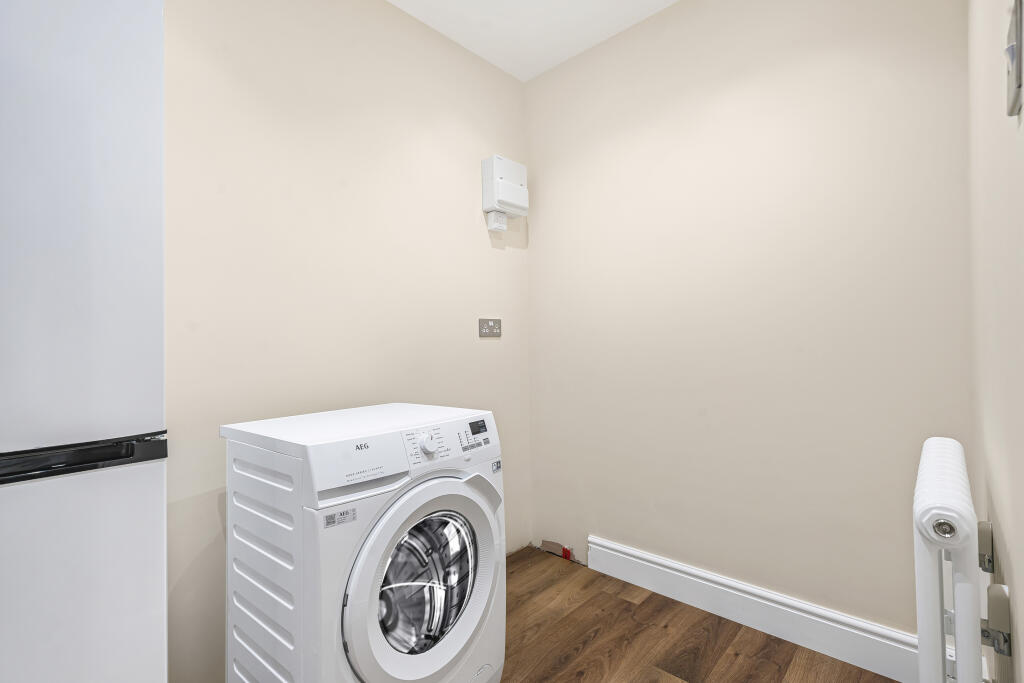 Additional image 10 of Little Dell, Welwyn Garden City, Hertfordshire, AL8 7HZ