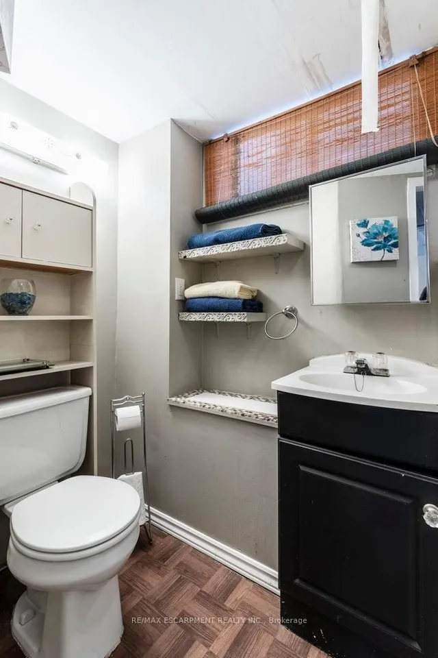 Additional image 40 of 45 Fonthill Rd