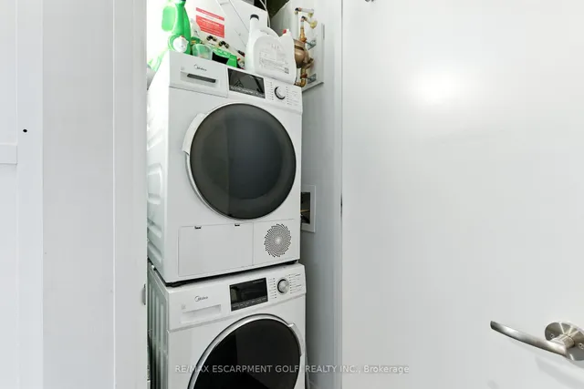 Additional image 13 of 1 Redfern Ave Unit 304